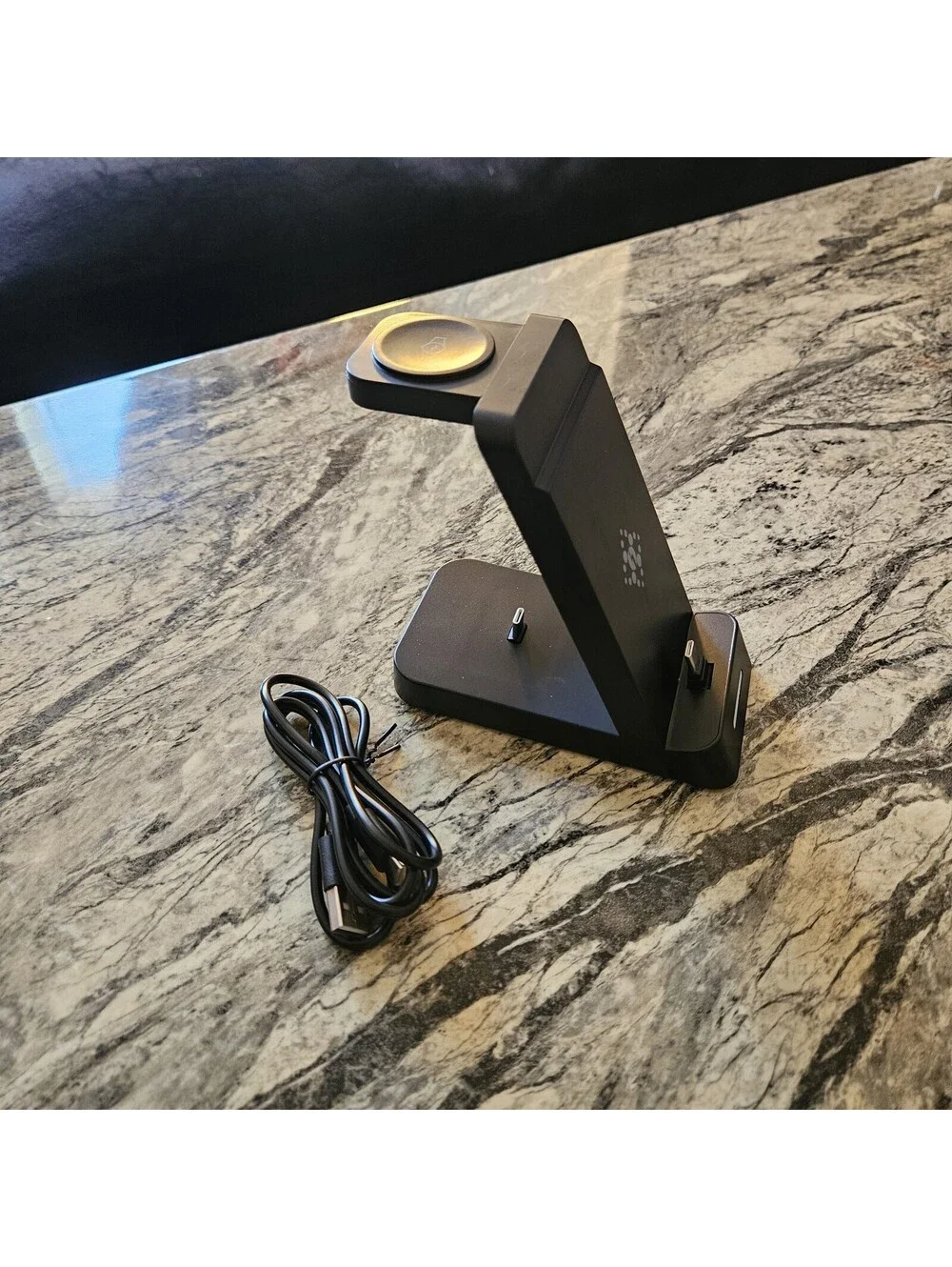 Charging Station 3-in-1 USB-C Samsung & Apple: Phone, Watch, Earbuds Stand Black